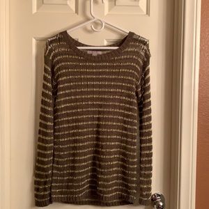 Banana Republic Round Neck Sweater. Combination of Green and Gold thread.